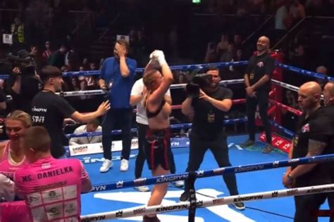 daniella hemsley leaked videos|OnlyFans star Daniella Hemsley flashes crowd celebrating boxing。